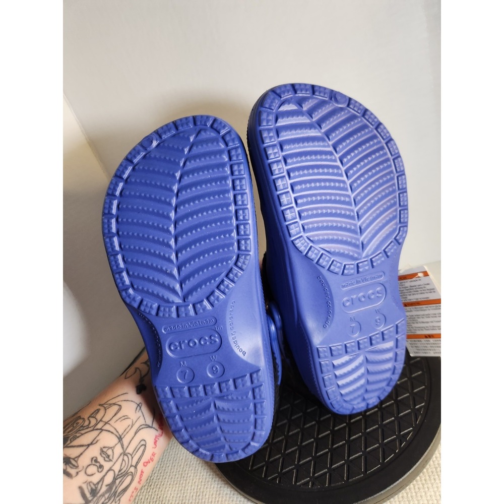 NWT Baya Sherpa Lined Crocs Clog Relaxed Fit Blue Men's 7 Womens 9 Authentic - Picture 6 of 7